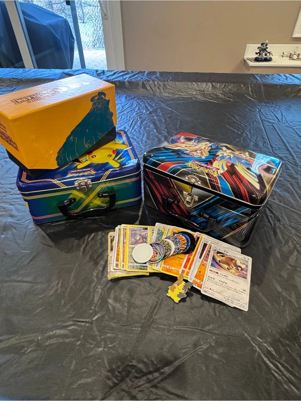 LEGO-style Eevee Building Set with Green Dragon and Themed Tin